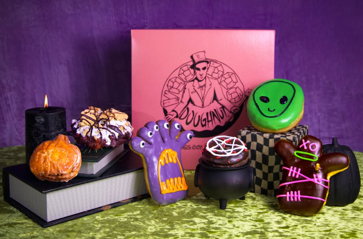 Voodoo Doughnut Halloween Half Dozen 2026